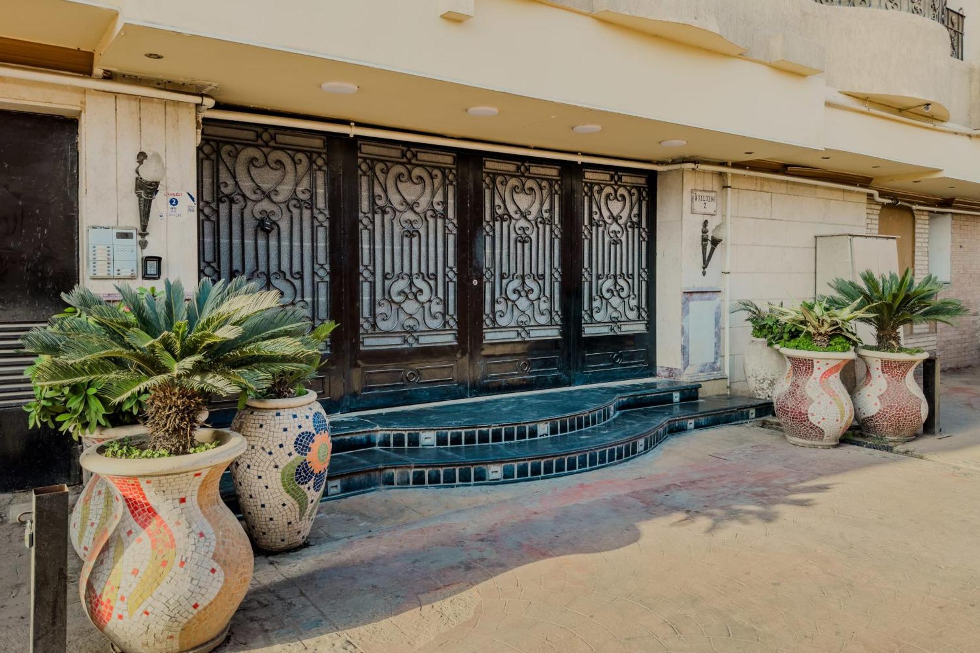 Distinct & Decent 2 Bdr Apt Steps From Nightlife And Airport El El Cairo Exterior foto