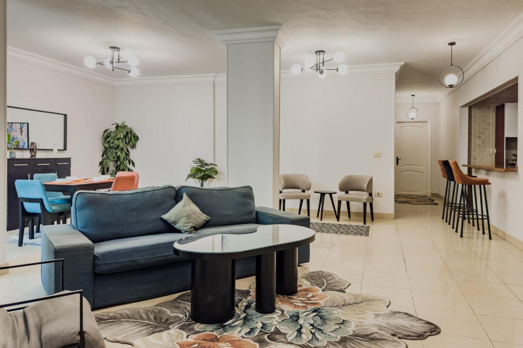 Distinct & Decent 2 Bdr Apt Steps From Nightlife And Airport El El Cairo Exterior foto